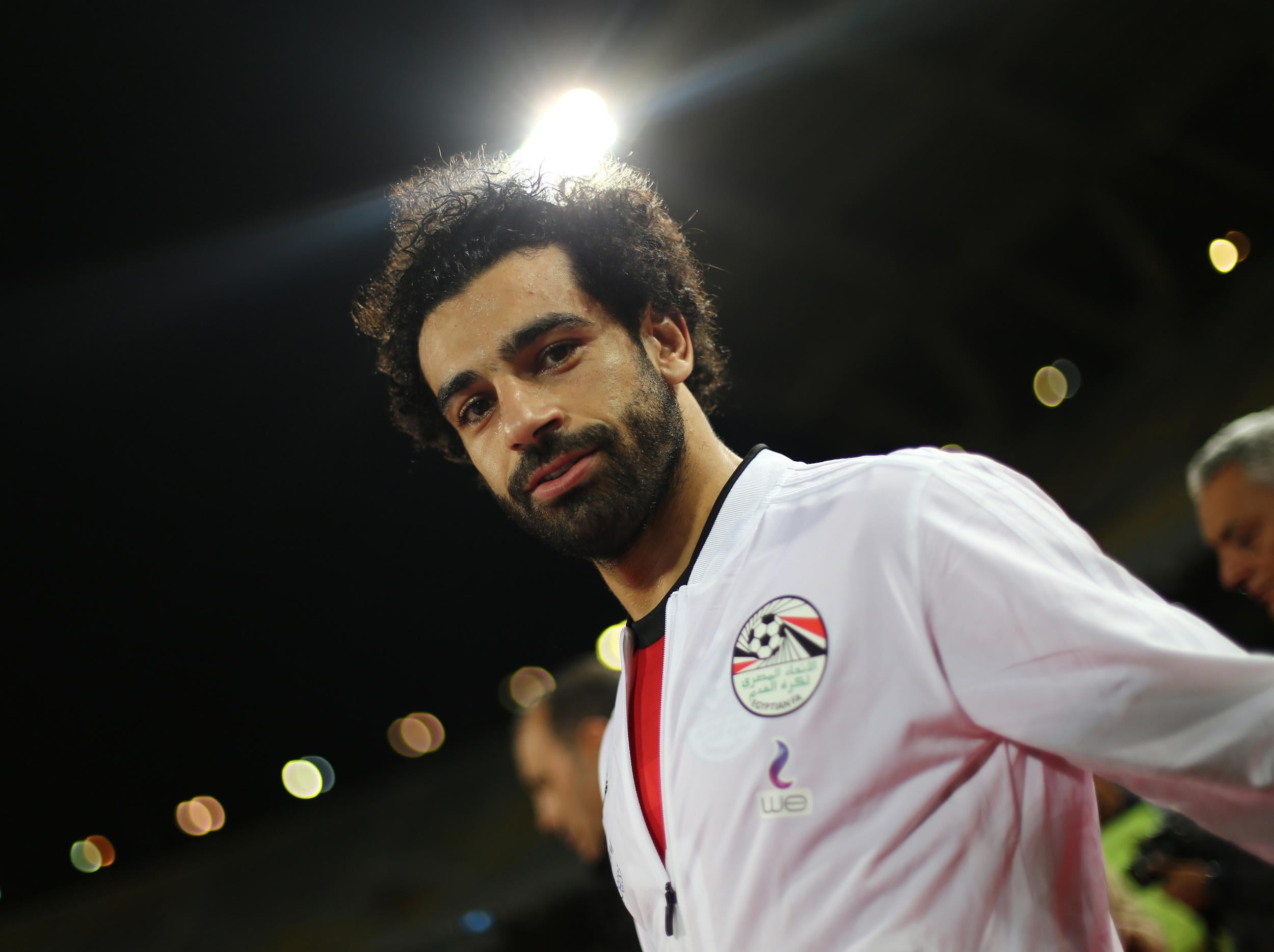 کابوس این باشگاه به پایان رسید / محمد صلاح ، ستاره مصری نیز تاج را دریافت کرد  آخرین خبرها