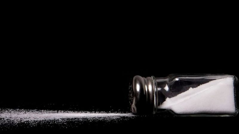آیا مصرف زیاد نمک تهدیدی برای سلامتی است؟